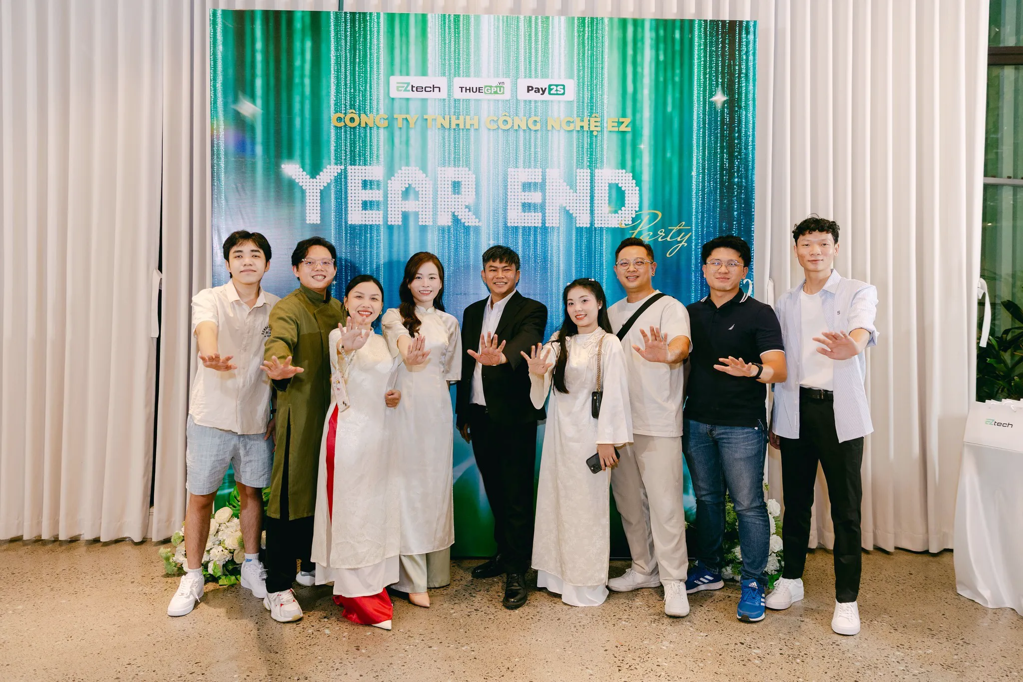 Tập thể Eztech đồng lòng bứt phá trong năm mới.